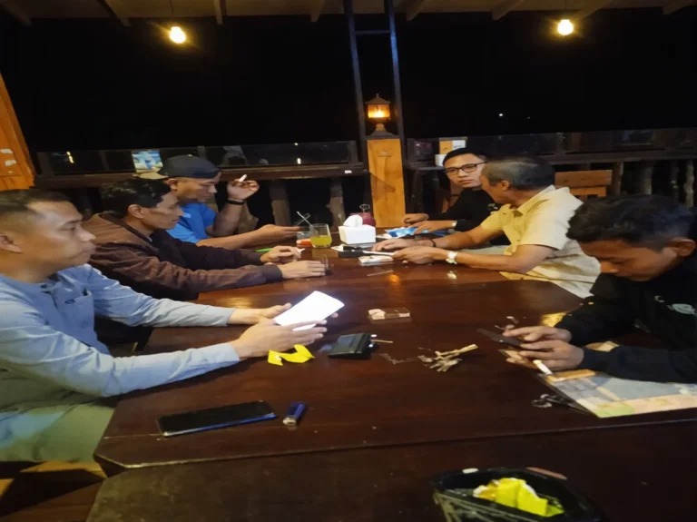 Perhutani-Pekalongan-Timur-Libatkan-Pemuda-Desa-Simpur-dalam-Upaya-Perlindungan-Hutan4